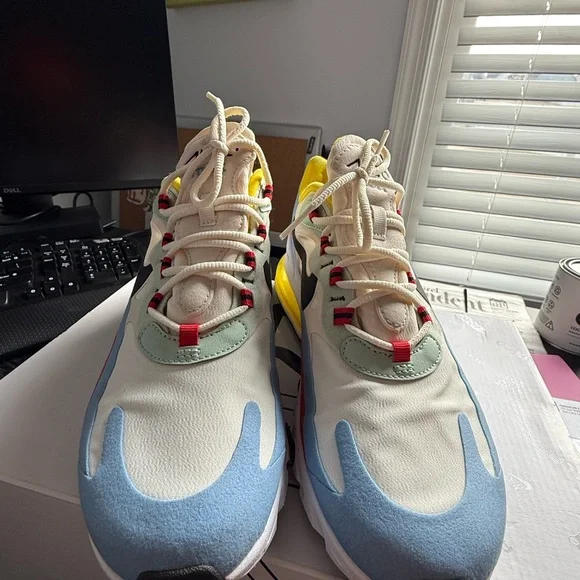 AIR MAX 270 REACT women’s size 9 - Picture 4 of 8